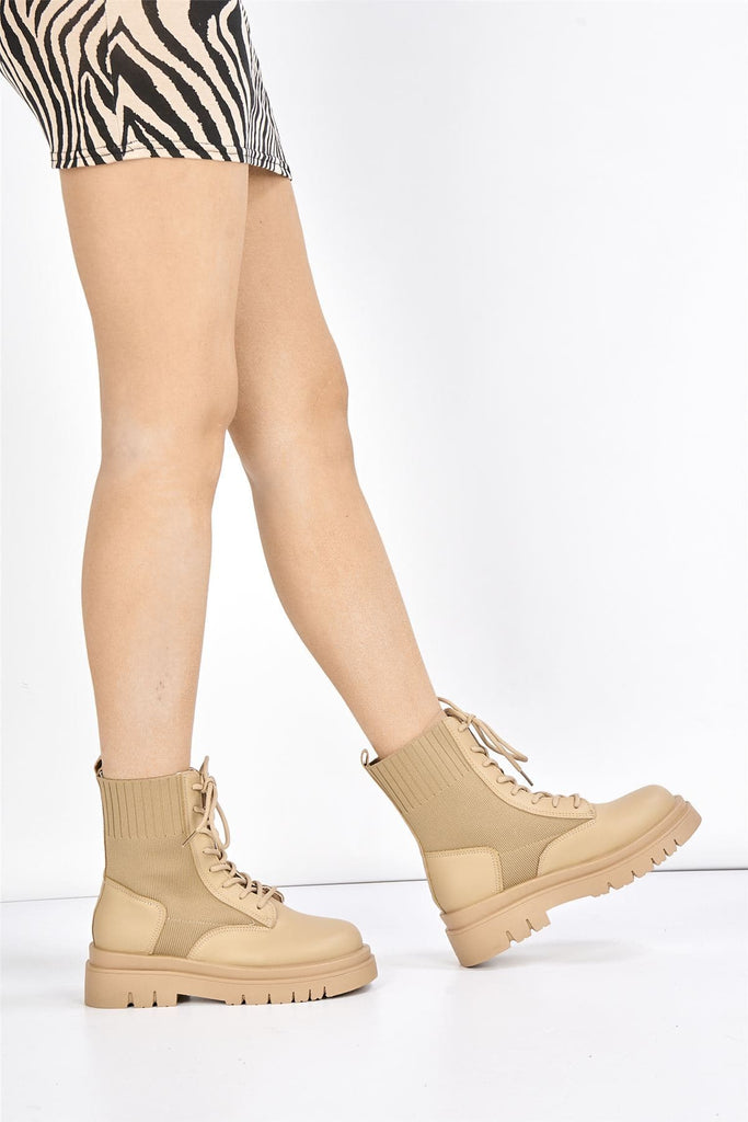 Shoreditch Chunky Lace-up Ankle Boot in Camel Boots Miss Diva 