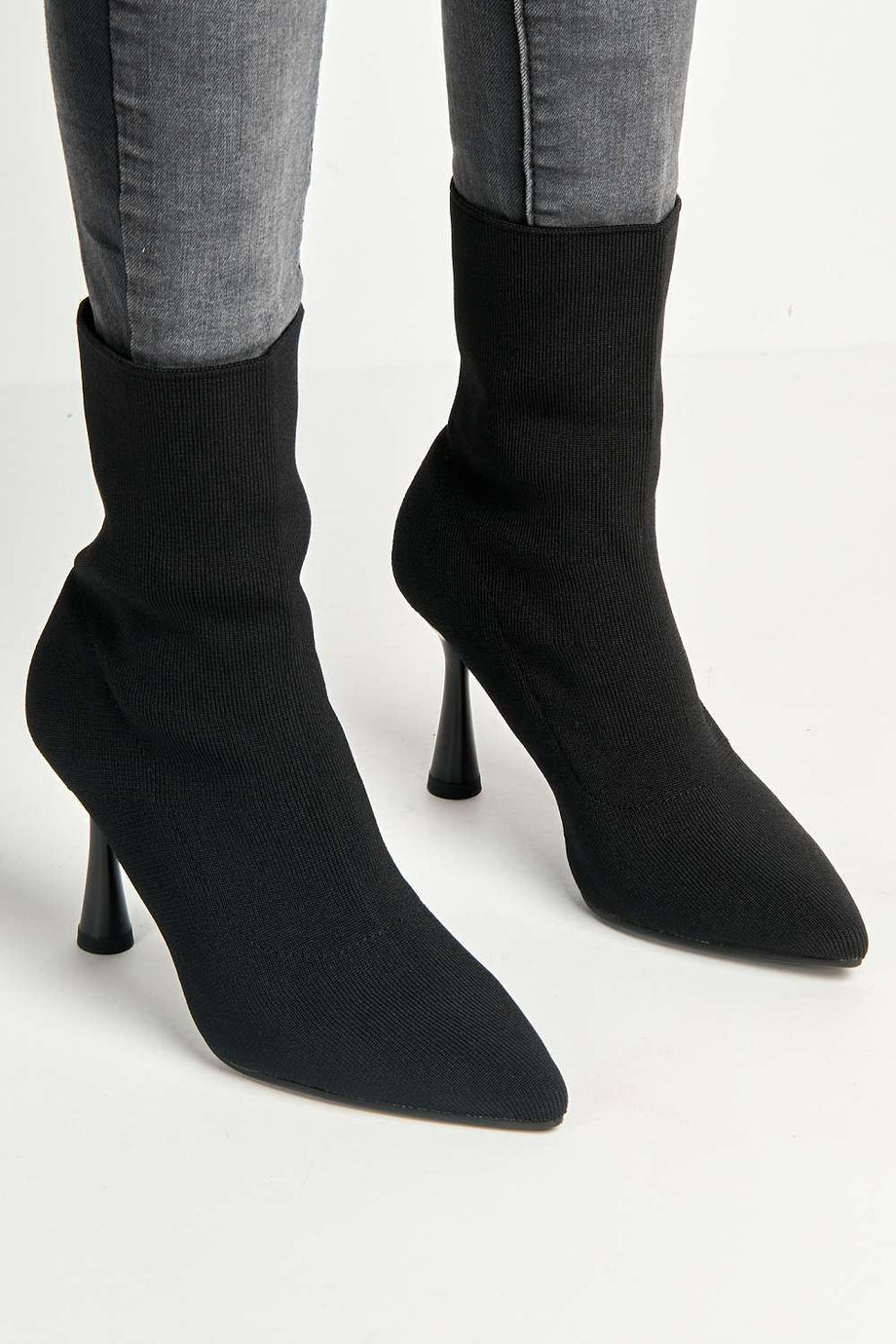 Runa Pointed Toe Heeled Sock Boots in Black – Miss Diva