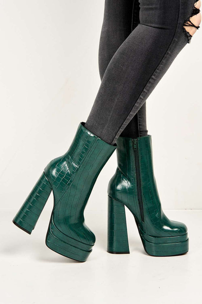Yolanda Chunky Block Heel Platform Heeled Ankle Boots in Green Croc Boots Miss Diva 