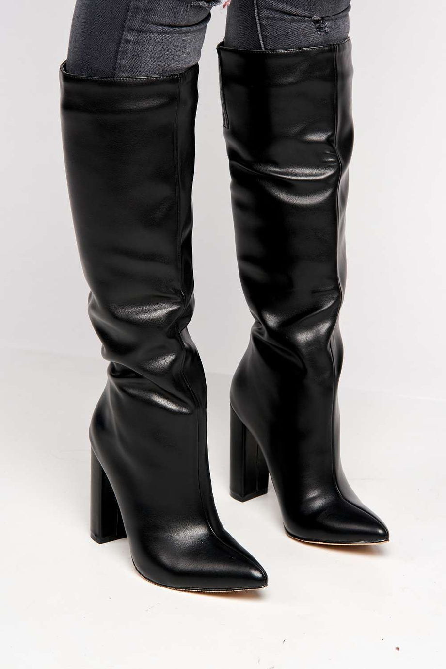 Woya Pointed Toe Block Heel Knee High Boots in Black – Miss Diva