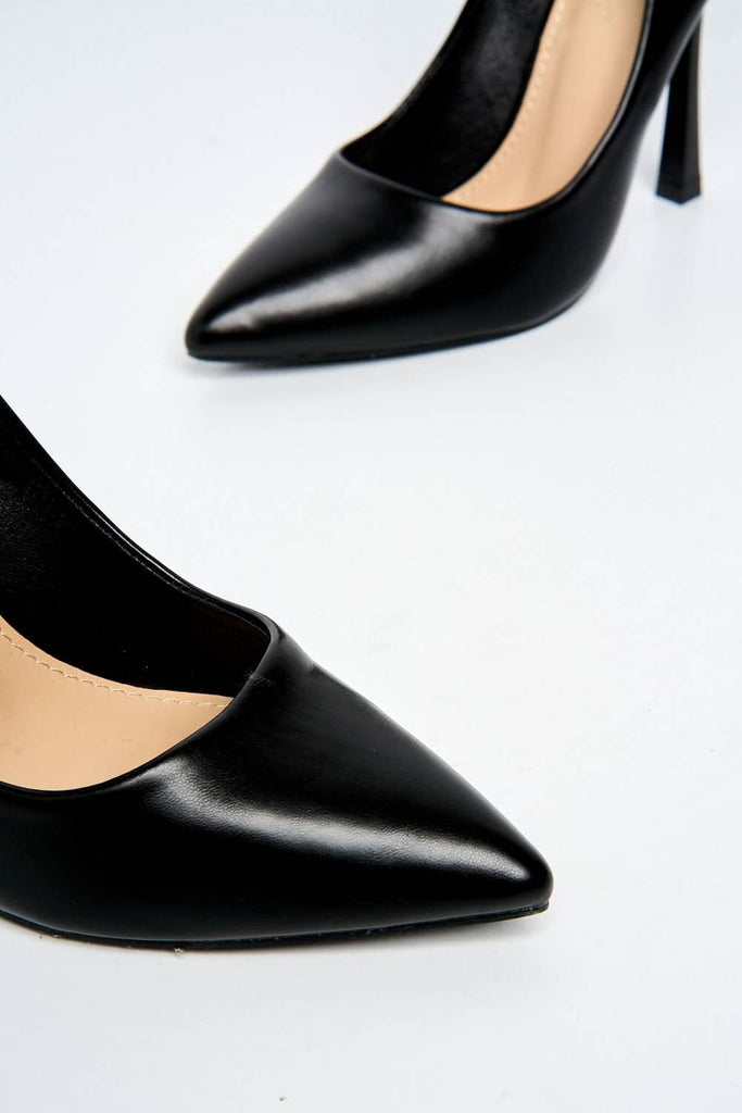 Gina Spool Heel Court Shoes in Black Matt Heels Miss Diva 
